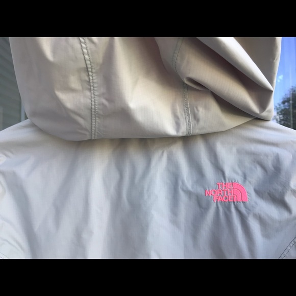 The North Face Resolve Jacket - Picture 4 of 9